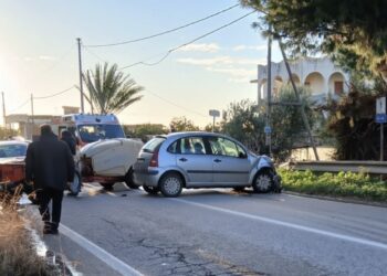 Donnalucata-Marina di Ragusa, scontro tra un’auto e un trattore: ci sono feriti