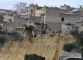 Niscemi, il dramma continua. Crolla palazzina di tre piani