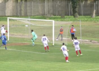 Il Ragusa vince 5-1 con il Paternò e si porta a un punto dalla zona salvezza