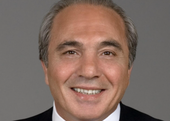 Addio al presidente della Fiorentina, Rocco Commisso