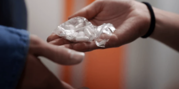 Vittoria, a 15 anni già spacciatore: arrestato uno studente