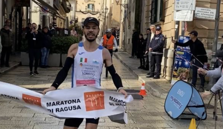 Il marocchino Ismail El Haissoufi ha vinto la 21esima edizione della maratona di Ragusa