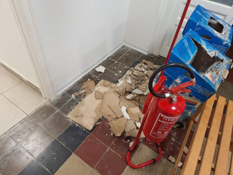 Ragusa, crollo di calcinacci all’ufficio Anagrafe: il consigliere Zagami presenta interrogazione