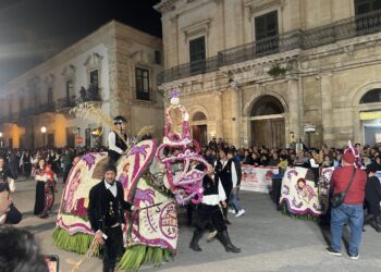 Scicli, la cavalcata di San Giuseppe anticipata di una settimana per il referendum