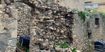 Modica Alta perde un pezzo di storia, crolla una porzione della chiesa di Santa Maria del Loreto