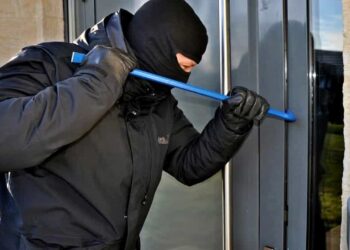 Comiso, furto con scasso alla scuola dell’infanzia Senia