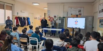Monterosso, carabinieri in classe per parlare di legalità