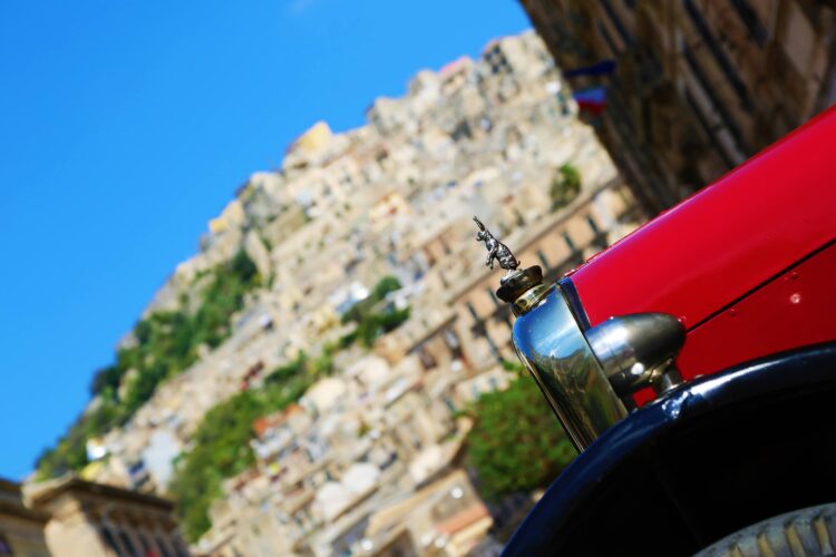 Il Veteran car club ibleo celebra oggi 35 anni di attività