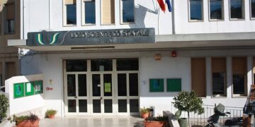 Tensione al liceo scientifico di Ragusa, studente aggredisce collaboratore scolastico