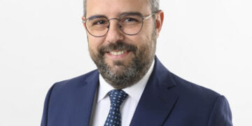 Consiglio comunale a Modica, Aurnia si dimette