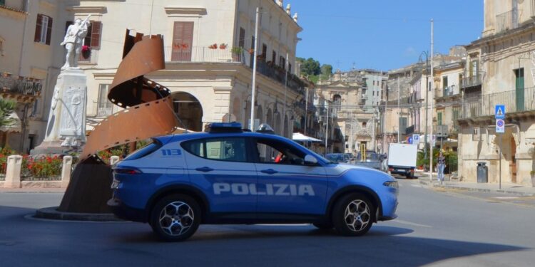 Ispica, arrestato tunisino di 45 anni: è accusato di tentato femminicidio