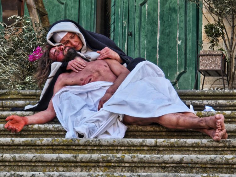 La Via Crucis di Monterosso Almo, un esercizio di fede e passione