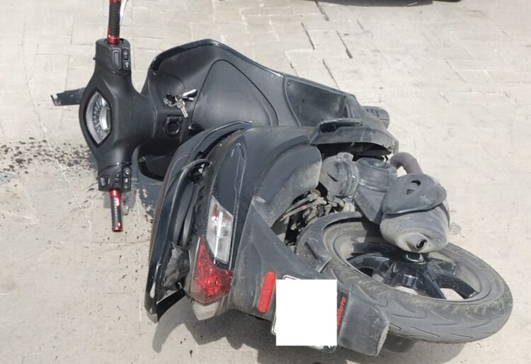 Comiso, scivola con la moto: un ferito