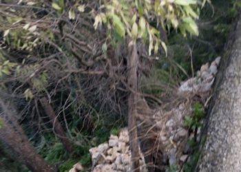 Modica, cede un muraglione lungo la via San Giuliano: pesanti disagi alla viabilità