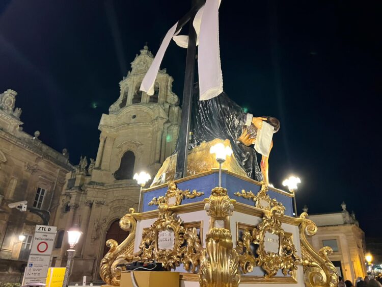 Settimana santa a Ragusa, ieri sera altre due processioni