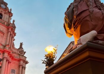 Ragusa, le confraternite tornano ad animare le vie della città antica