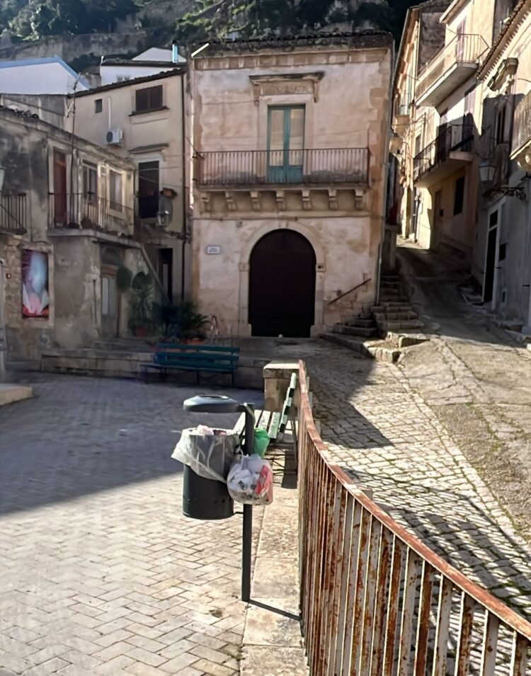 Scicli, ore contate per gli incivili: aumentano i controlli sul territorio comunale