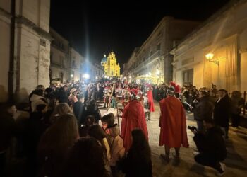 Il racconto che parla al cuore, domenica la Via Crucis vivente a Ibla