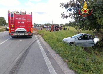 Tragedia mortale sulla Pozzallo-Ispica: camion si ribalta e muore il conducente