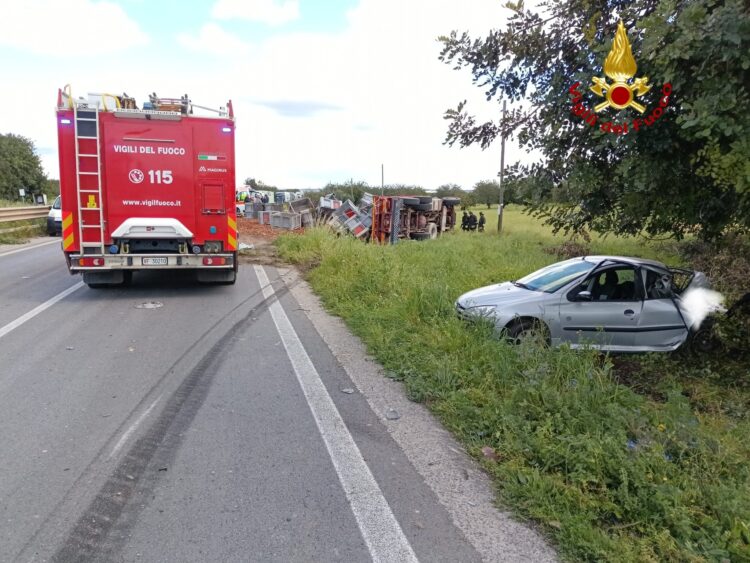 Tragedia mortale sulla Pozzallo-Ispica: camion si ribalta e muore il conducente