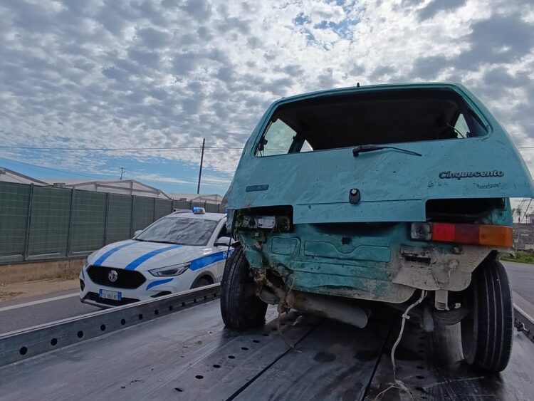 Acate, scontro tra auto sulla Ss 115: muore un 46enne