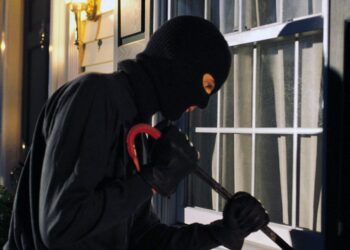 Modica, di nuovo nel mirino dei ladri il condominio di piazza Libertà