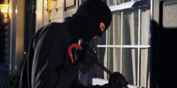 Modica, di nuovo nel mirino dei ladri il condominio di piazza Libertà