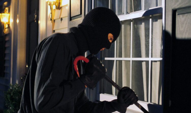 Modica, di nuovo nel mirino dei ladri il condominio di piazza Libertà