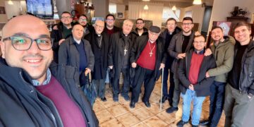 I seminaristi di Ragusa in visita al vescovo emerito Paolo Urso