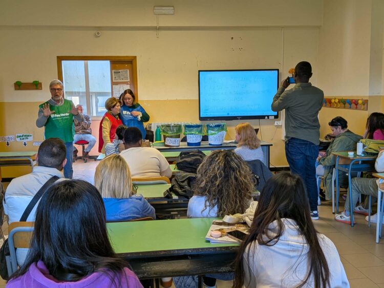 A Vittoria l’educazione ambientale nelle classi del centro di istruzione per adulti