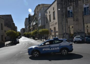 Ragusa, denunciate tre persone insofferenti ai controlli