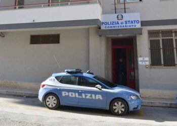 Modica, arrestato 28enne: ha aggredito i poliziotti che cercavano di bloccarlo