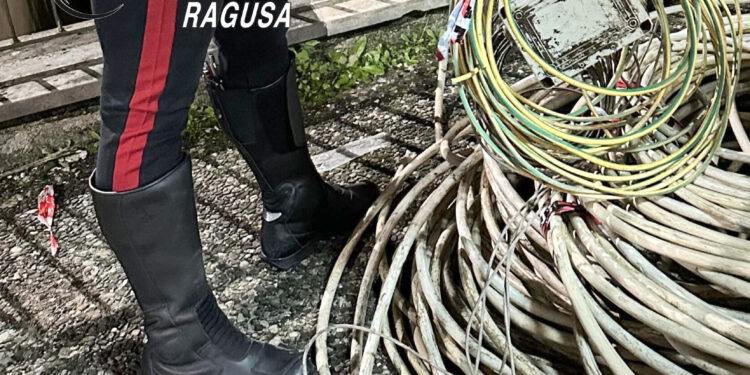 Ispica, rubano i cavi della linea telefonica: arrestati due pachinesi
