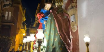 Settimana santa a Ragusa, la processione con il gruppo statuario de “La Veronica”