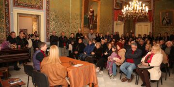 Scicli, la personale di Vincenza Trovato attira il grande pubblico