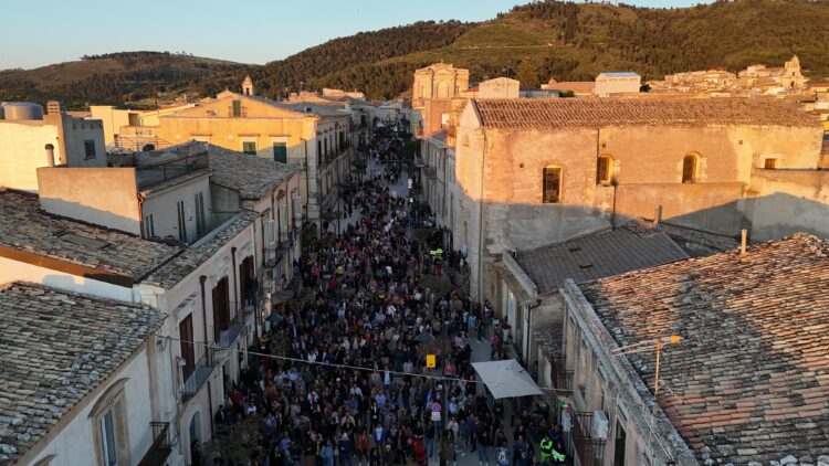 Primo maggio a Chiaramonte Gulfi, un giorno di festa e di divertimento