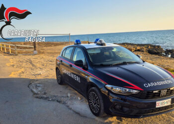 Scoglitti, uno sguardo di troppo e giù botte a ripetizione