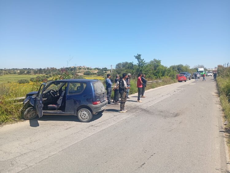 Vittoria, scontro tra due auto: feriti entrambi i conducenti