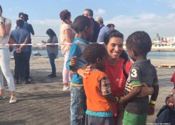 Pozzallo, nella notte lo sbarco di due minori soli arrivati dalla Libia