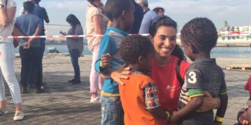 Pozzallo, nella notte lo sbarco di due minori soli arrivati dalla Libia