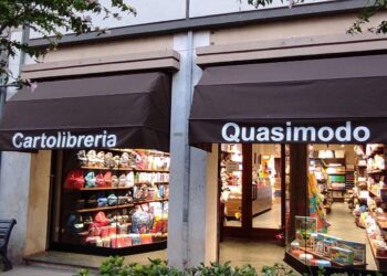 Modica, furto con destrezza da quasi mille euro alla cartolibreria Quasimodo