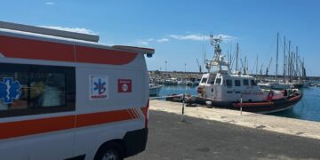 Pozzallo, evacuato marittimo colpito da malore. Era su un mercantile al largo