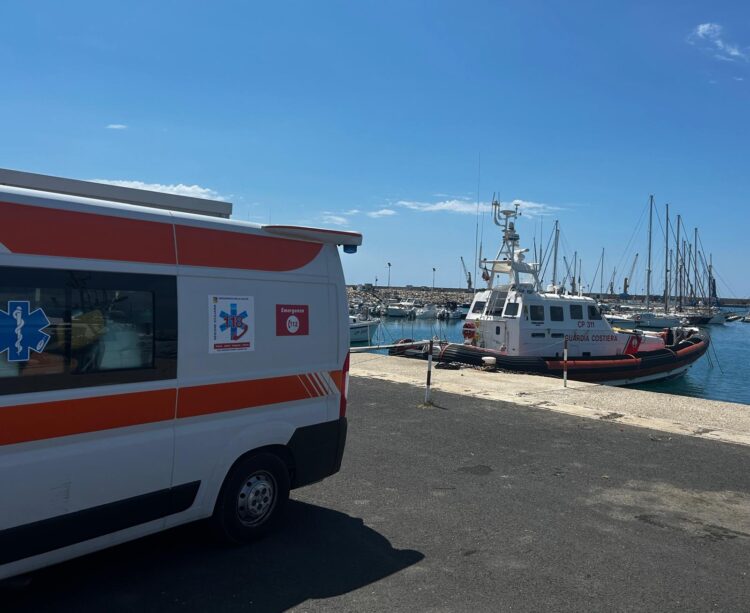 Pozzallo, evacuato marittimo colpito da malore. Era su un mercantile al largo