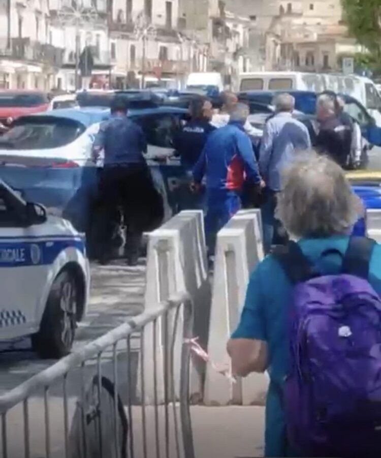 Modica, dà in escandescenze un’altra volta: fermato cittadino di origini tunisine