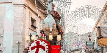 Ragusa e la statua del patrono San Giorgio, ecco come fu commissionata e realizzata