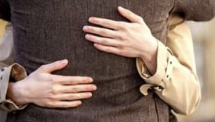 Pozzallo, anziana vittima della truffa dell’abbraccio