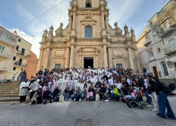 Ragusa, la festa dei ministranti con il vescovo La Placa