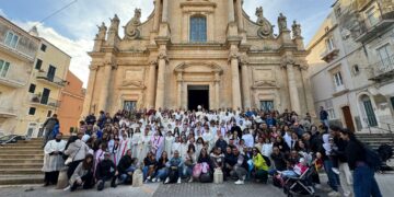 Ragusa, la festa dei ministranti con il vescovo La Placa