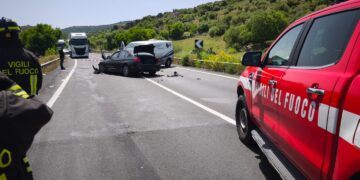 Scontro tra tre auto, quattro feriti sulla Ragusa-Modica in prossimità del ponte Costanzo