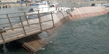 Il marrobbio colpisce ancora al porto di Pozzallo, danneggiati i pontili